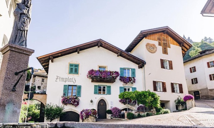 Montagna Hotel | Amplatz 1523 - B&B and Suites