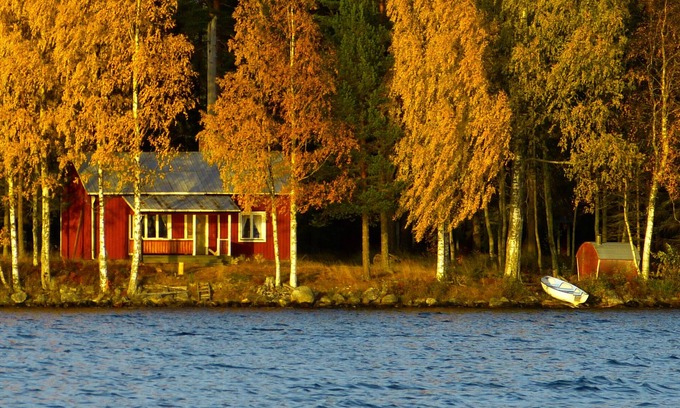 Bispgarden House | an oasis of silence - alone on a peninsula