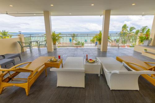 Santa Fe Hotel | Anahaw Seaside Inn