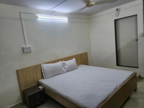 Pardi Apartment | Anand Home Stays