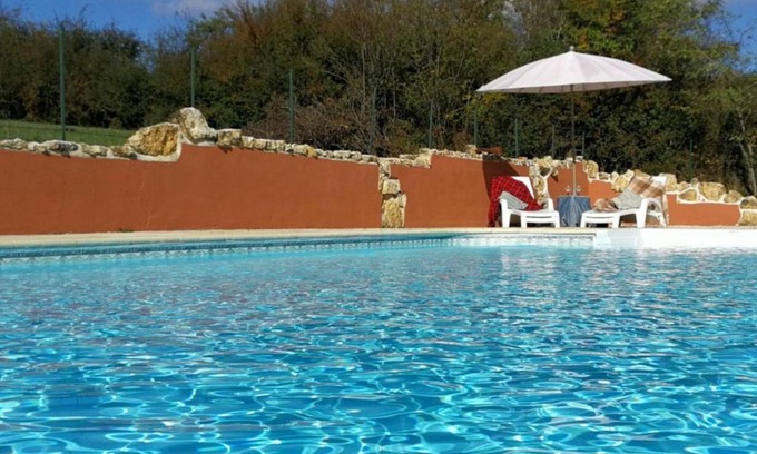 Prissac House | Ancien moulin avec piscine, terrasse, jardin privatif et petite île - près des étangs de la Brenne - FR-1-591-159