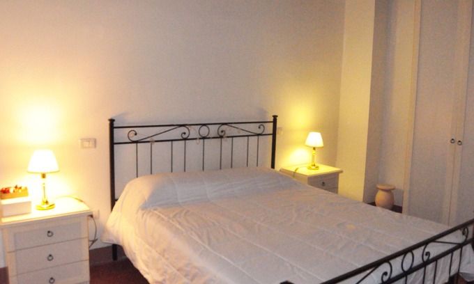 Torrita di Siena Apartment | Ancient Apartment in Medieval Center