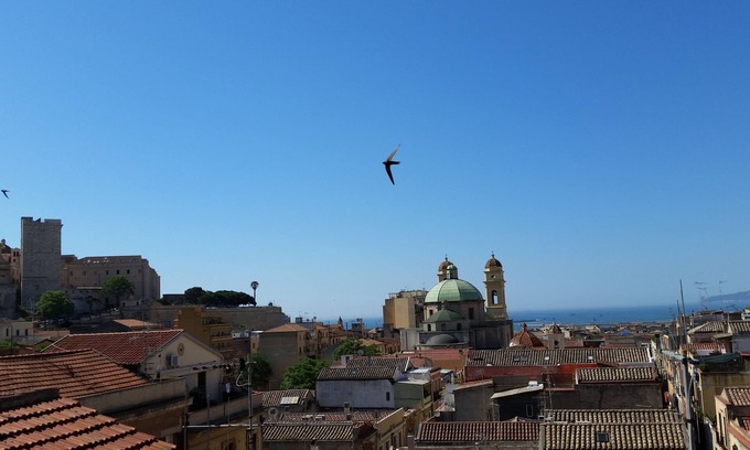 Cagliari Apartment | Ancient viewes of Cagliari
