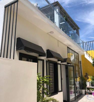 Tho Quang Beach Villa | Andrew House