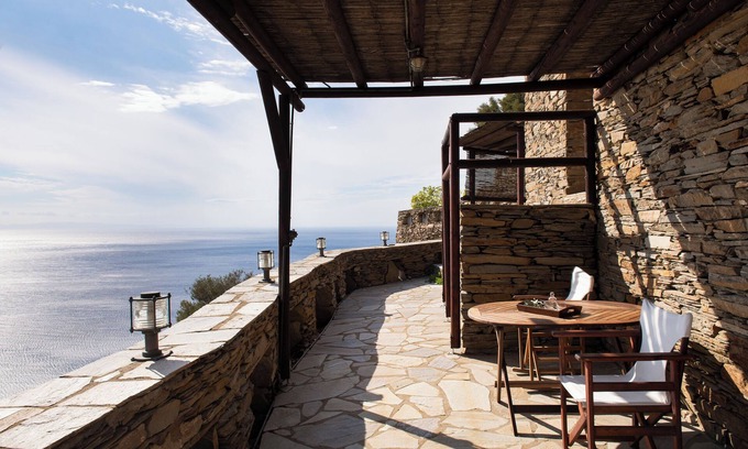 Megas Yialos-Nites Apartment | Andros Serenity Retreat - Adults Only