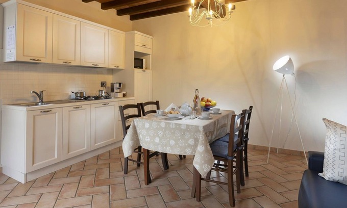 Scandiano Apartment | Angelica apartment