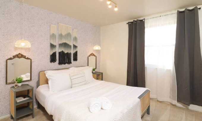 Ann Arbor Apartment | Ann Arbor`s Nostalgic Home