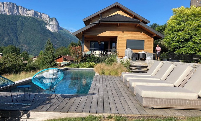 Alex Villa | Annecy house with swimming pool 5 min from Lake Menthon, 20 min from Aravis resorts