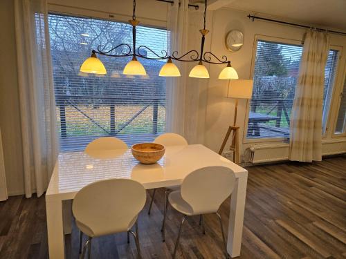 Rauma Apartment | Anttoninvahe 5 - upea talo Raumalla