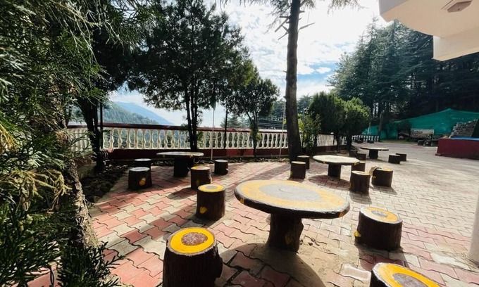 Naddi Resort | Anupam Resort By DLS Hotels