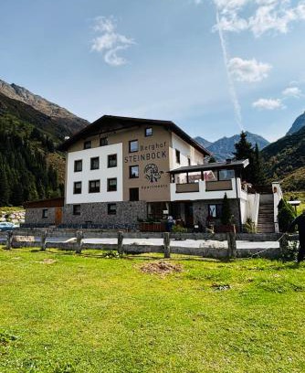 Sankt Leonhard im Pitztal Apartment | Apart Berghof Steinbock