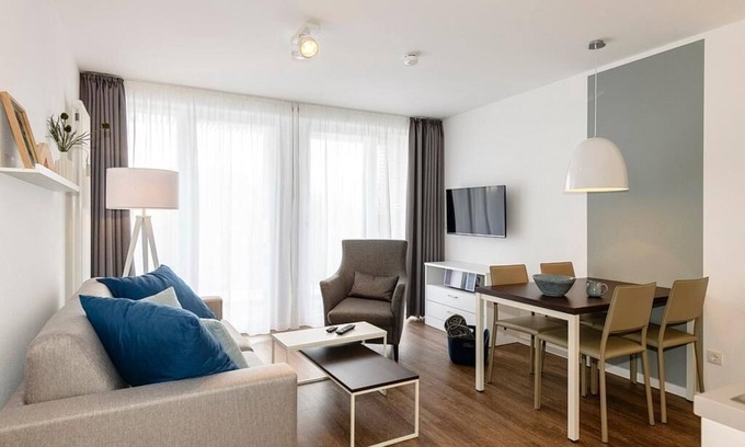 Bensersiel Apartment | Apartment mit Zwei Balkonen Inklusive Kostenfreier Schwimmbad- und Saunanutzung