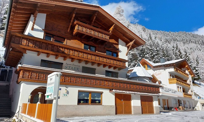 Kappl Resort | Apart Frühstückspension Stark