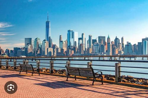 West New York Apartment | Apart Studio West NY 12Mints From NYCity