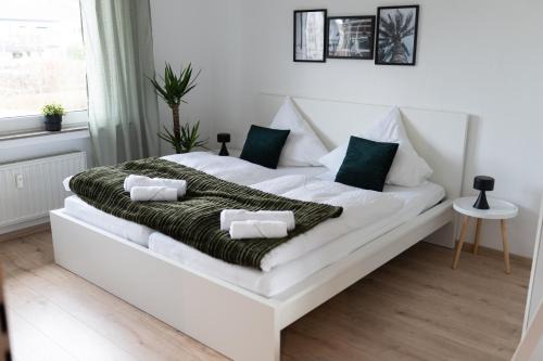 Hamm-Heessen Apartment | Apart63-Modern-3Room I Smart TV I Free Parking I Free WiFi