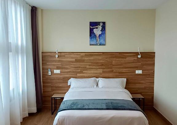 Alcala de Henares Apartment | Apartahotel Golden Alcalá