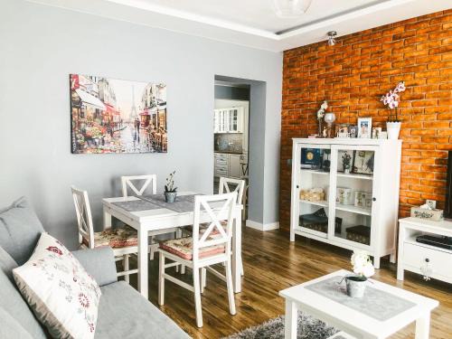 Wola Duchacka Apartment | Apartament LUSCINIA z 2 sypialniami