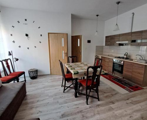 Ryn Apartment | Apartament nad jeziorem