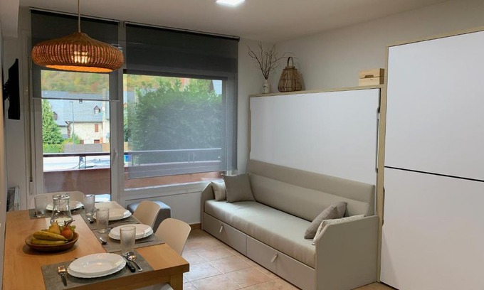 Vielha Apartment | Apartament reformat i acollidor a Vielha, ben ubicat