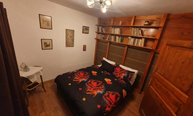 Paltinis Apartment | Apartament still Rustic Paltiniș Sibiu la 900 de metrii de partia Oncești