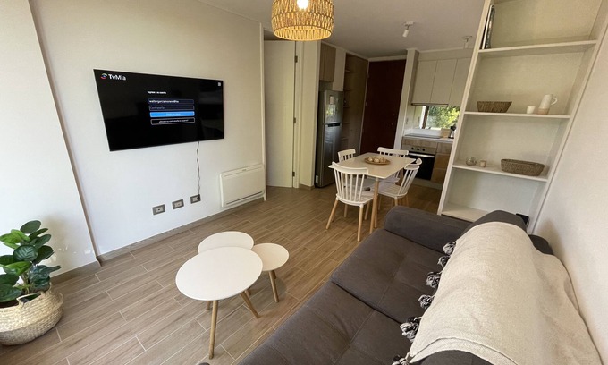 Pucon Apartment | Apartamento a Estrenar, Céntrico, Cerca de Playa Grande. Cochera. Equipado Full