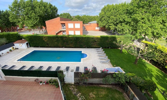 Figueres Apartment | Apartamento Completo CON Piscina A 10min DEL Centro