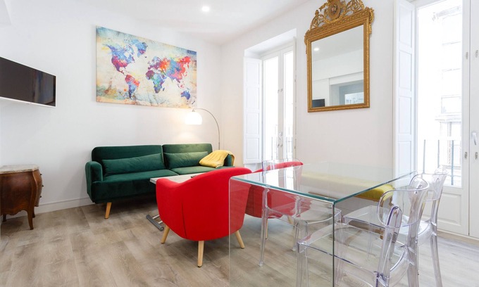 Old Town Apartment | Apartamento El SEMINARISTA by Cadiz4Rentals