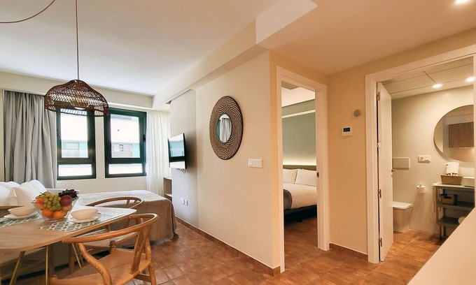 Ciutat de les Arts i les Ciencies Apartment | APARTAMENTO LAS CIENCIAS B. WIFI + PARKING+ AIRE ACONDICIONADO