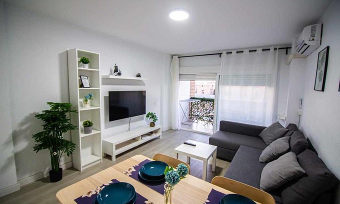 Parque Ayala Apartment | Apartamento Heroes de sostoa