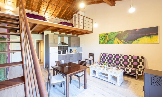 Agueda del Caudillo House | Apartamentos El Capricho