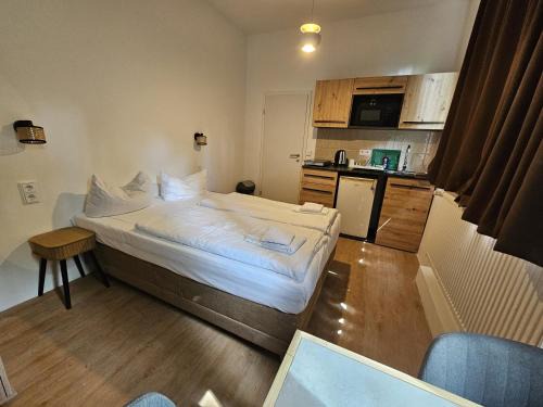 Geesthacht Apartment | ApartHotel Slumber 24h Self Check in