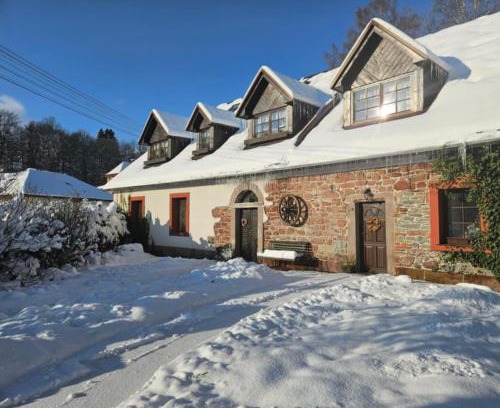 Mlade Buky Apartment | Apartmány V Zahradě