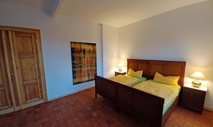 Kloster Lehnin Apartment | Apartment "Falter" in the listed art estate Krahne
