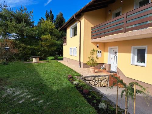 Hrastnik Apartment | Apartma Gašper