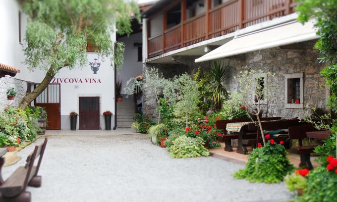 Sezana Apartment | Apartmaji pri Živcovih