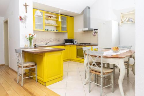 Vinkovci Apartment | Apartman Žurić