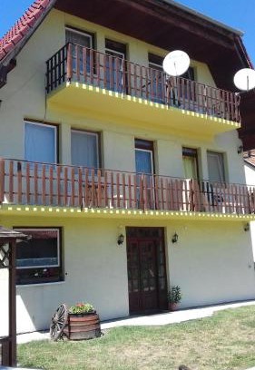 Balatonfenyves Apartment | Apartmanhaz Balatonfenyves