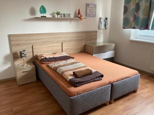 Vranov nad Toplou Apartment | Apartmanový byt v priemyselnej zóne