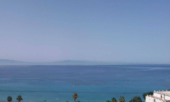 Santa Maria House | APARTMENT 100 MT FROM THE BEACH