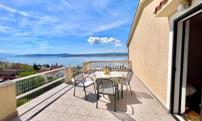 Crikvenica Apartment | Apartment ∙ 2 bedrooms ∙ 4 guests