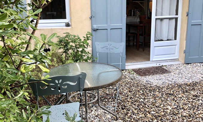 Sud Apartment | Apartment 2 P 15 minutes walk from the historic center