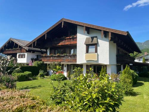 Unterwoessen Apartment | Apartment Achentaler Vitalhotel by Interhome