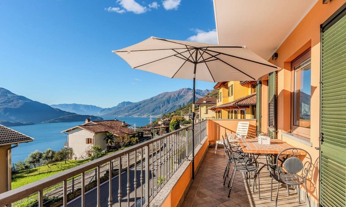 Aurogna Apartment | Apartment Alba by Interhome