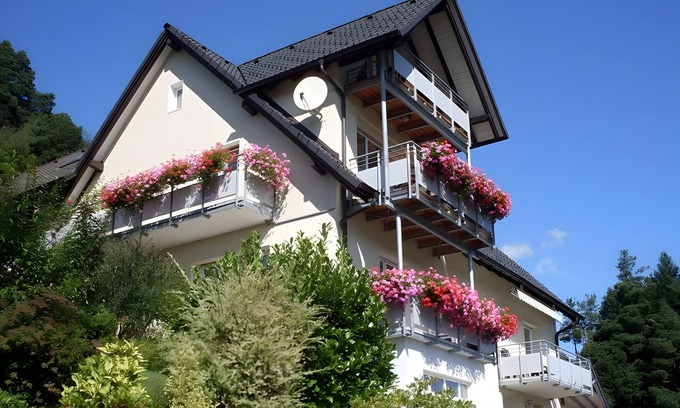 Forbach Apartment | Apartment 'Am Keschtewäldele' with Mountain View, Private Terrace and Wi-Fi