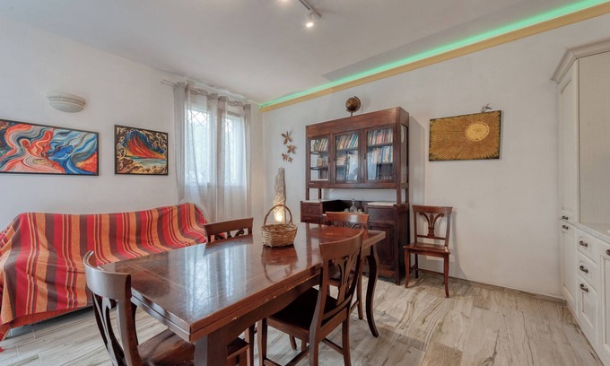 Lizzanello Apartment | Apartment 'Anghelos - Cagginara' with Shared Terrace, Wi-Fi and Air Conditioning