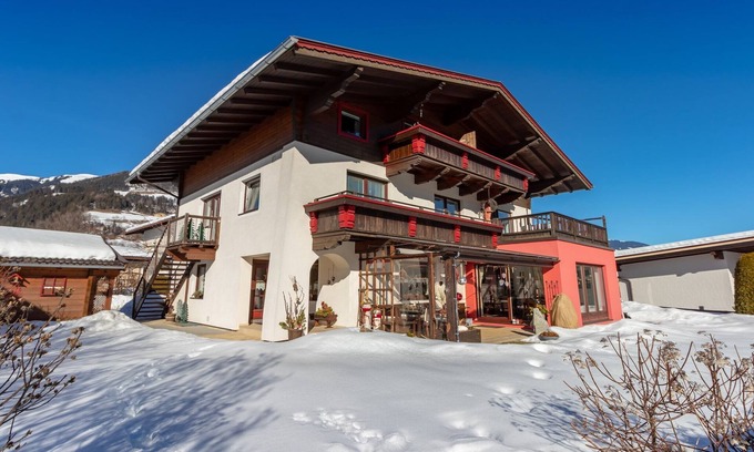Muhlbach im Pinzgau Apartment | Apartment in Bramberg near Wildkogel Arena