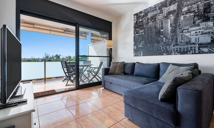 L'Eucaliptus Apartment | Apartment "Ático Eucaliptus" with Sea View, Terraces & Wi-Fi