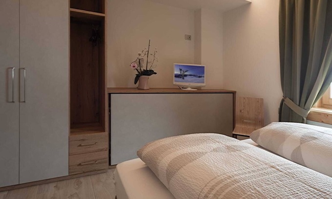 San Rocco Apartment | Apartment 'Bait Martin Appartamento 3' with Mountain View, Balcony and Wi-Fi