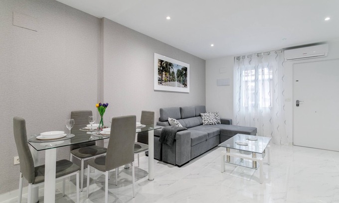 Sant Blai Apartment | Apartment 'Bañuls' with Private Terrace, Wi-Fi and Air Conditioning