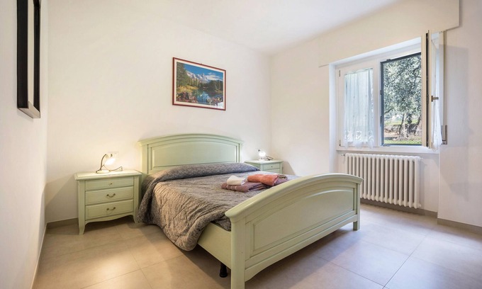 Malcesine Apartment | Apartment 'Bassinel' with Lake View, Shared Garden and Wi-Fi